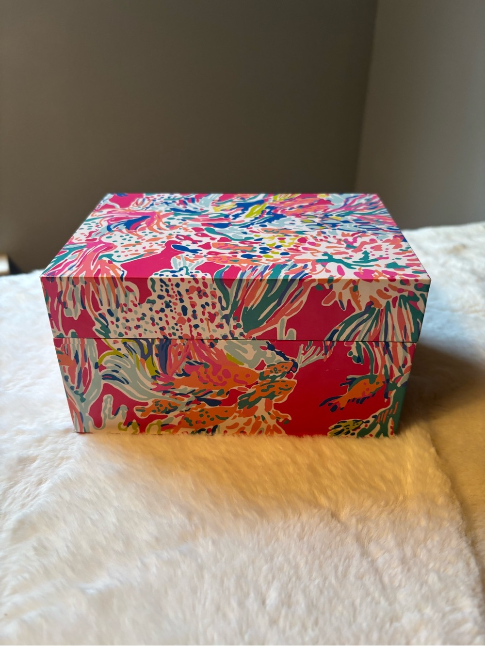 Lilly Pulitzer  Dragonfruit Sunken Treasure Jewelry Box, EUC
